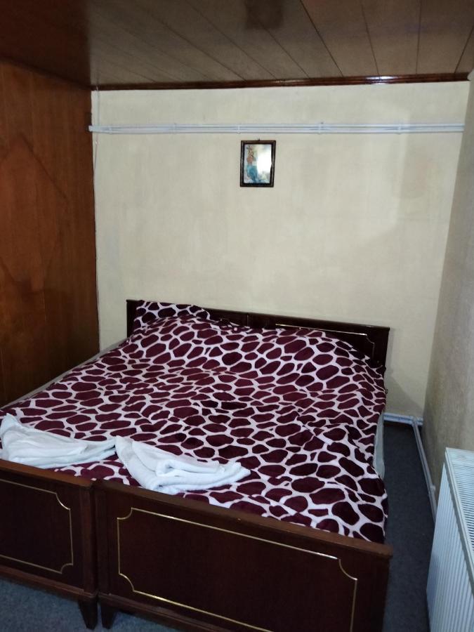 Hotel Aurora Sinaia Zewnętrze zdjęcie